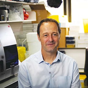 Dr Barnaby Clark